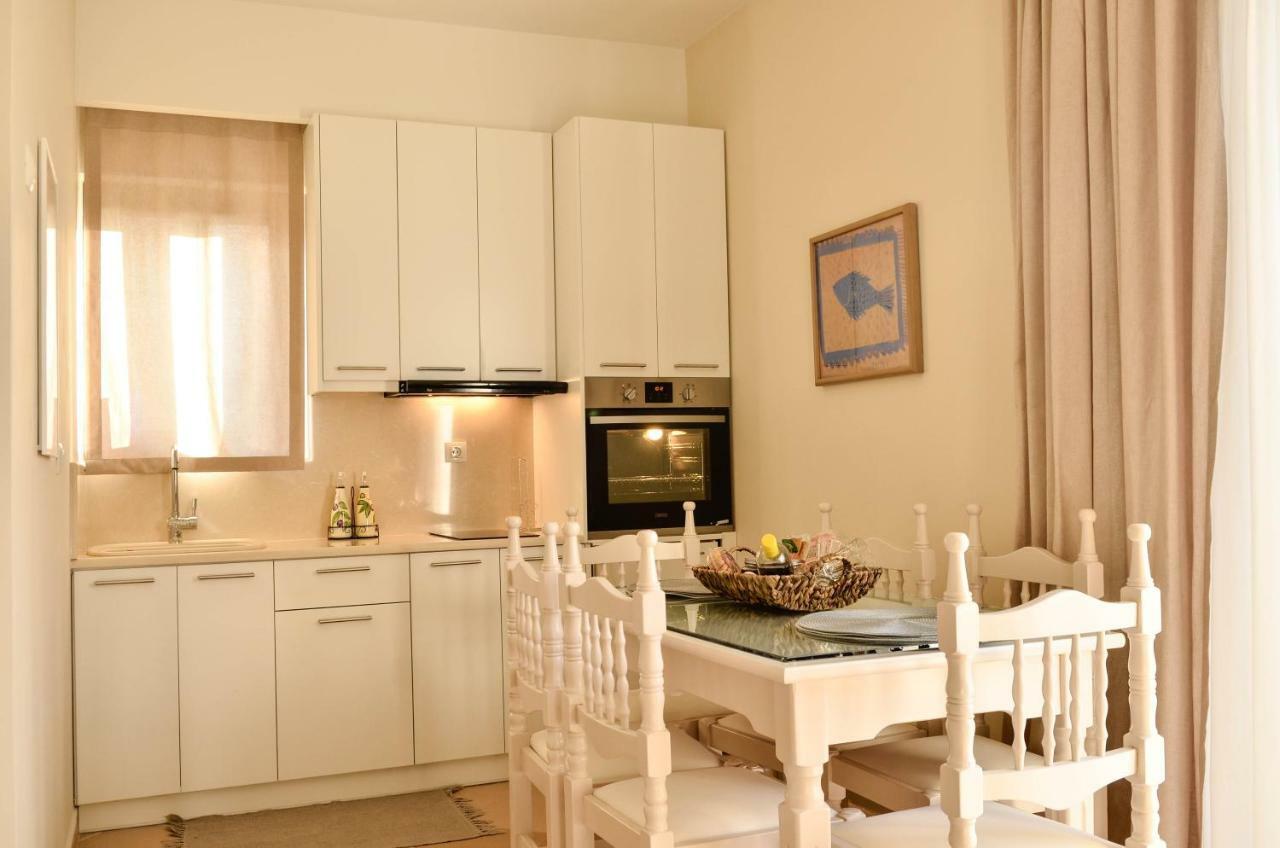 Appartamento Sunrays Housing Kalamata Esterno foto