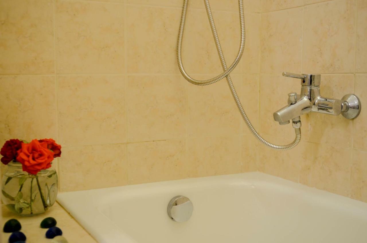 Appartamento Sunrays Housing Kalamata Esterno foto