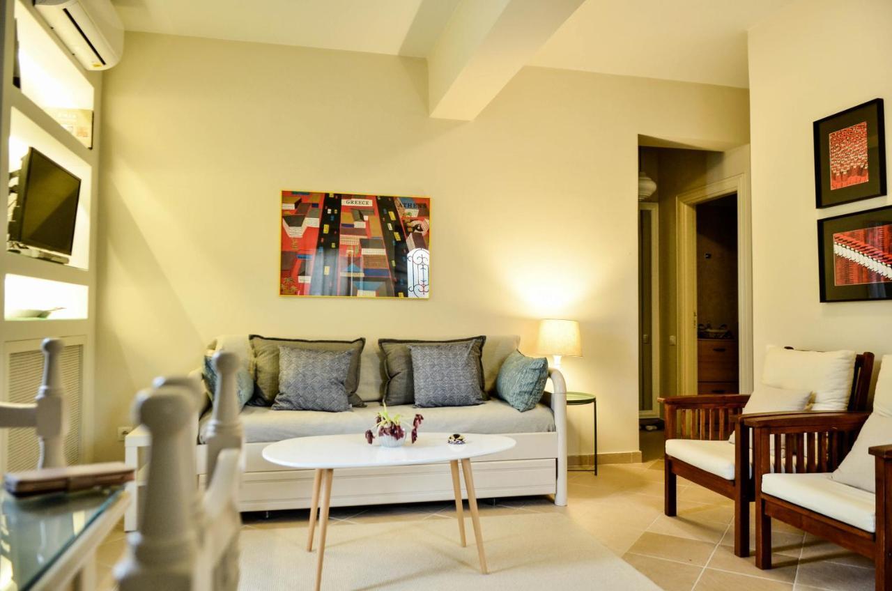 Appartamento Sunrays Housing Kalamata Esterno foto
