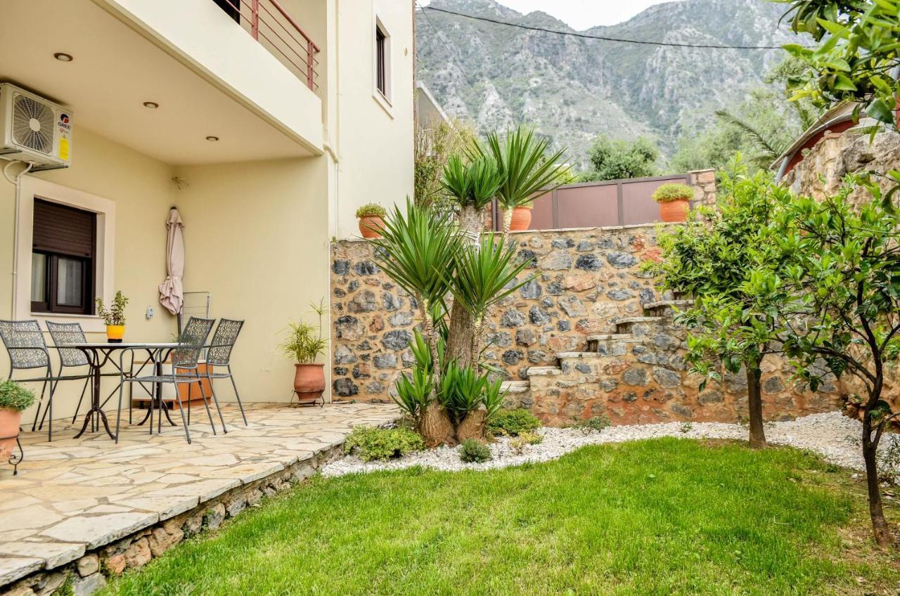 Appartamento Sunrays Housing Kalamata Esterno foto